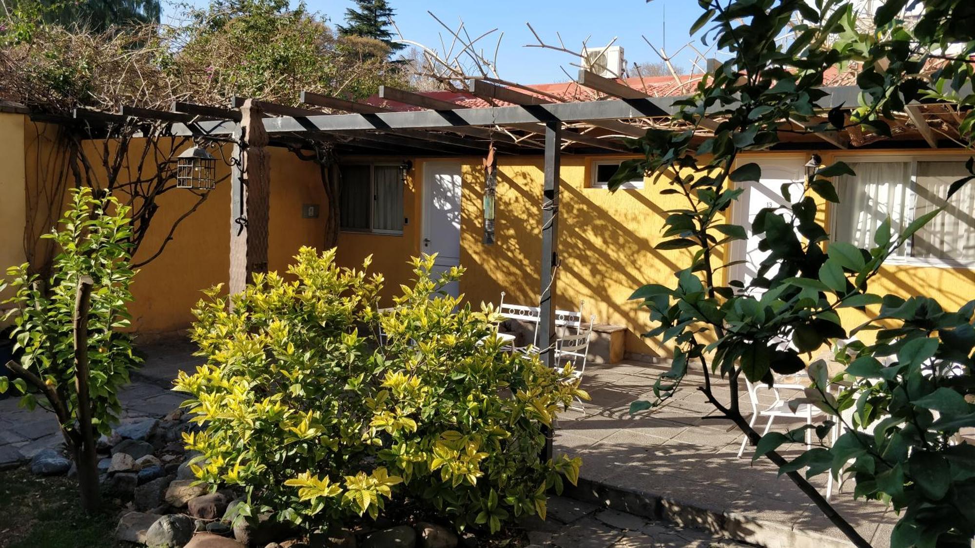 Alamo Hostel & Suites Mendoza Zewnętrze zdjęcie