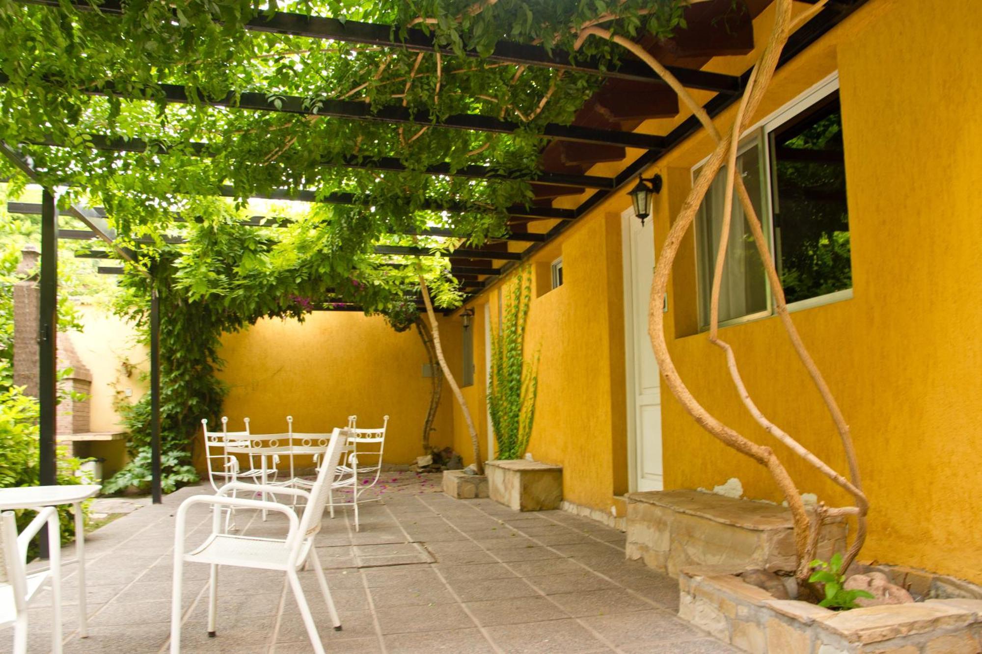 Alamo Hostel & Suites Mendoza Zewnętrze zdjęcie